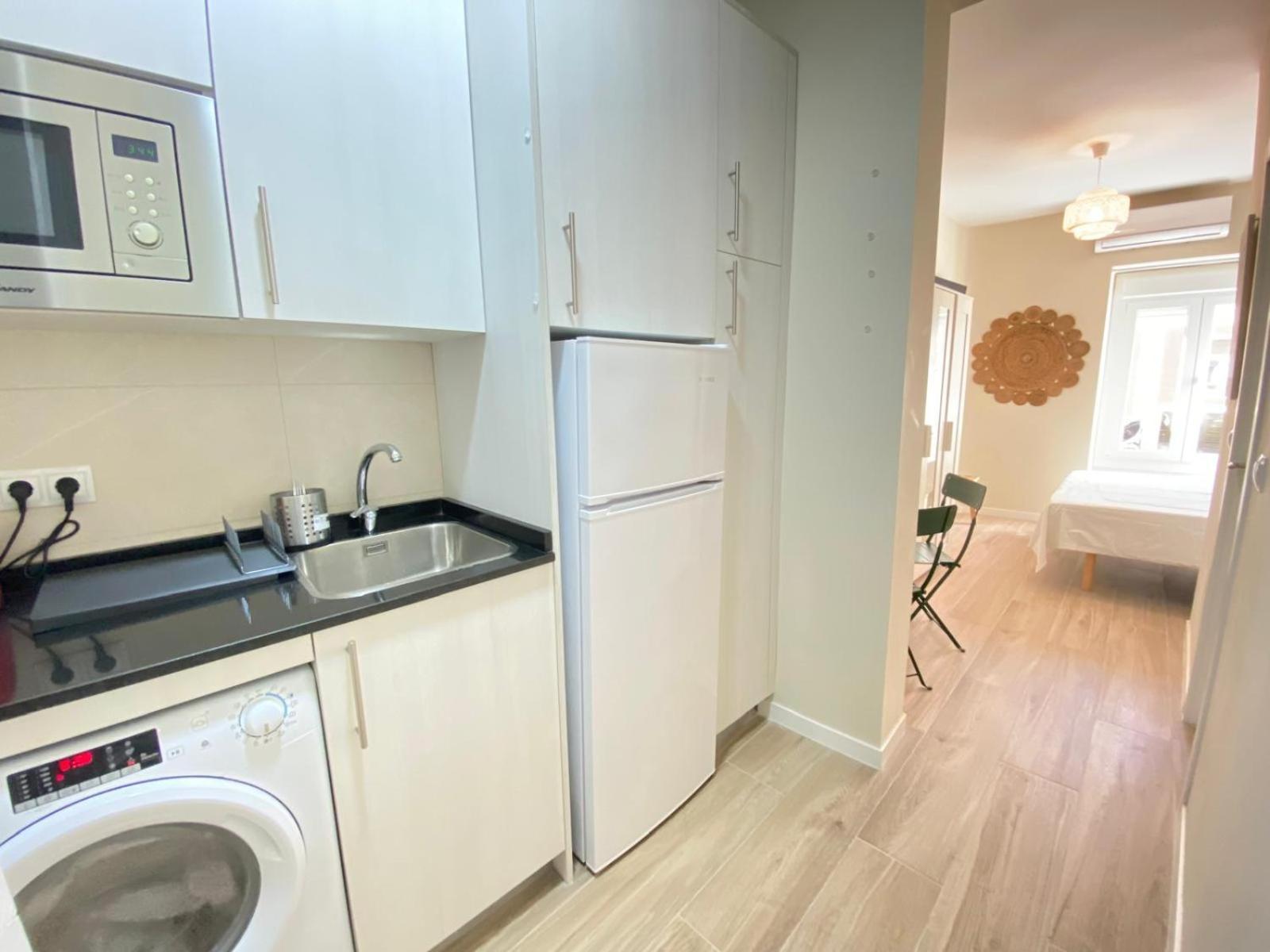 Estudios Gran Via مدريد المظهر الخارجي الصورة