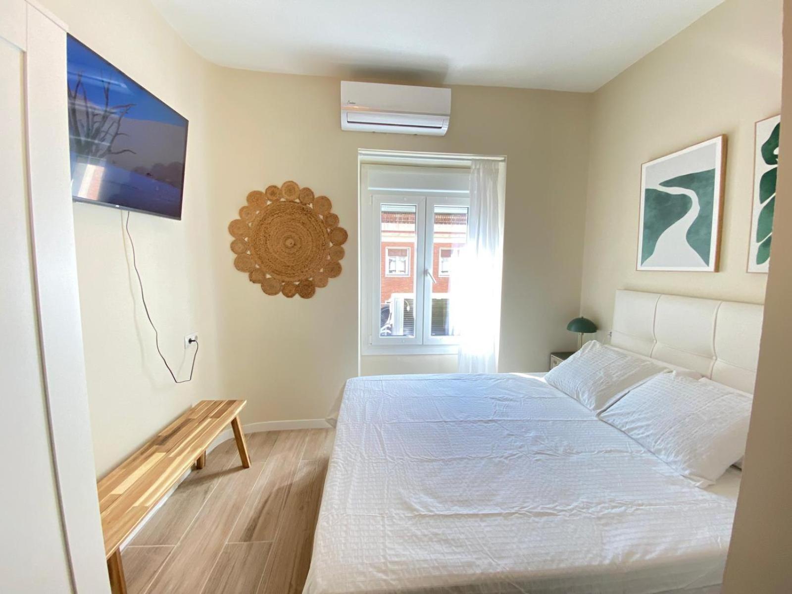 Estudios Gran Via مدريد المظهر الخارجي الصورة