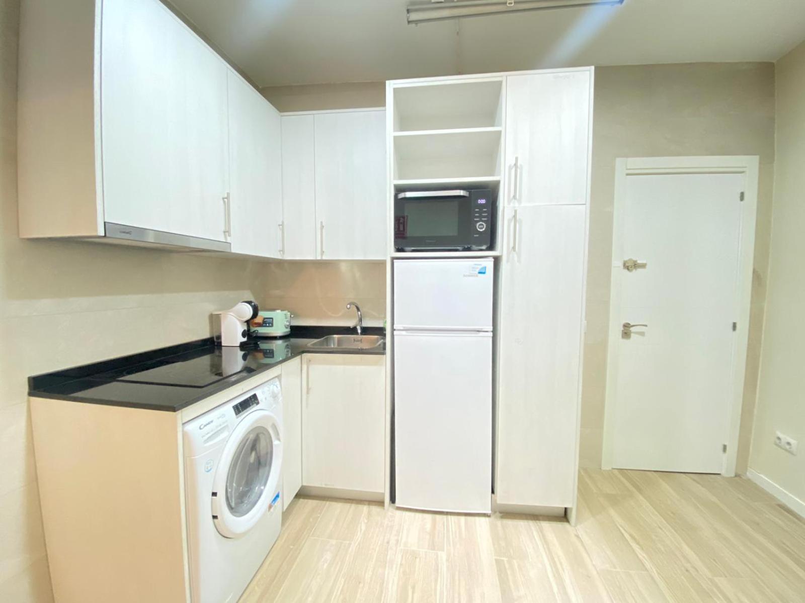 Estudios Gran Via مدريد المظهر الخارجي الصورة