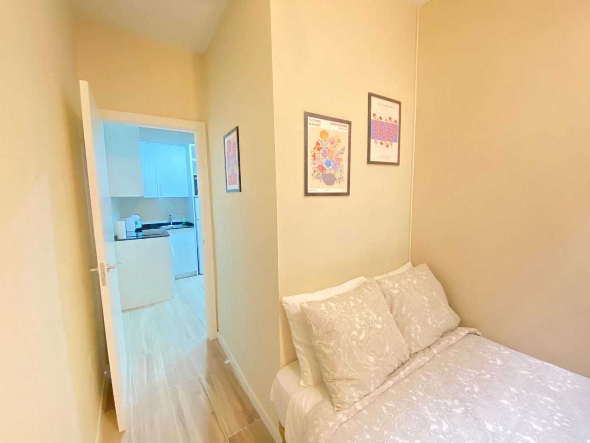 Estudios Gran Via مدريد المظهر الخارجي الصورة