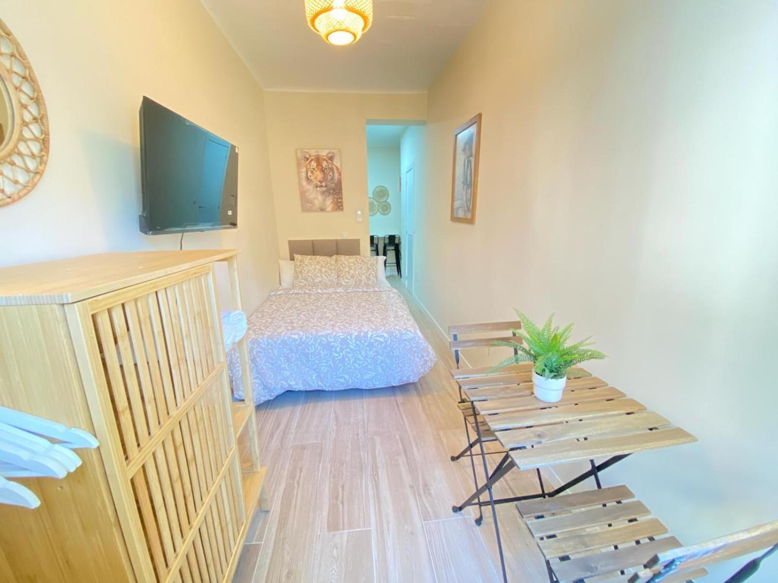 Estudios Gran Via مدريد المظهر الخارجي الصورة