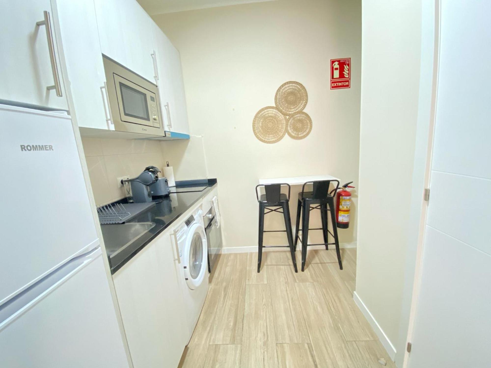 Estudios Gran Via مدريد المظهر الخارجي الصورة