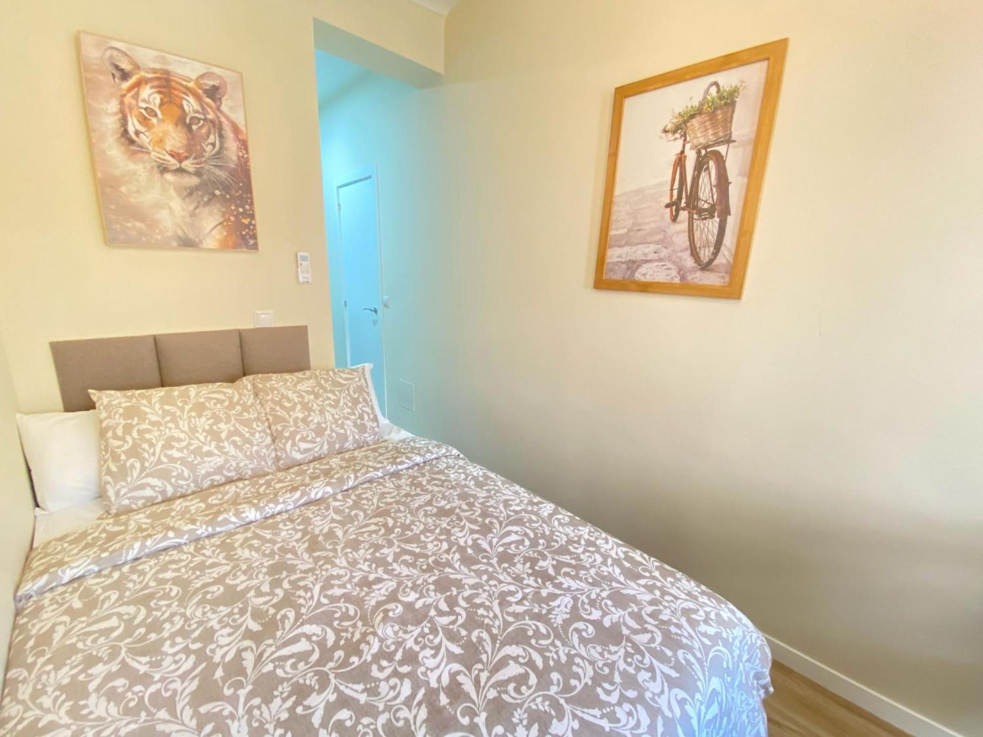 Estudios Gran Via مدريد المظهر الخارجي الصورة